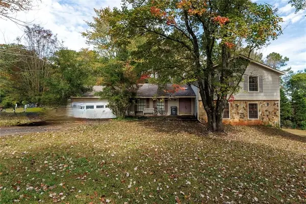 9825 Loblolly Lane, Roswell, GA 30075