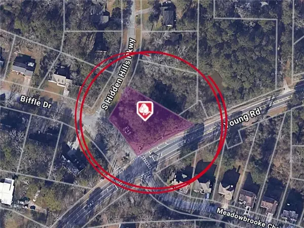 2020 S Hidden Hills Parkway, Stone Mountain, GA 30088