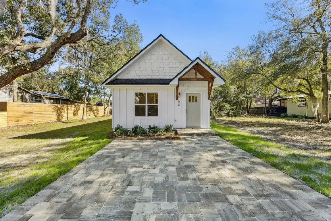 520 Division Street, Fernandina Beach, FL 32034 - Image #1
