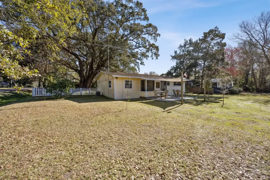 1306 S 4th Street, Fernandina Beach, FL 32034 - #3