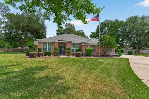 1525 Stratford Court, St Johns, FL 32259
