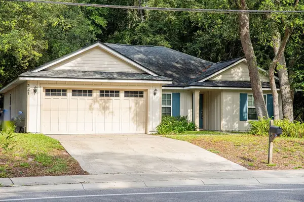 321 S 14th Street, Fernandina Beach, FL 32034
