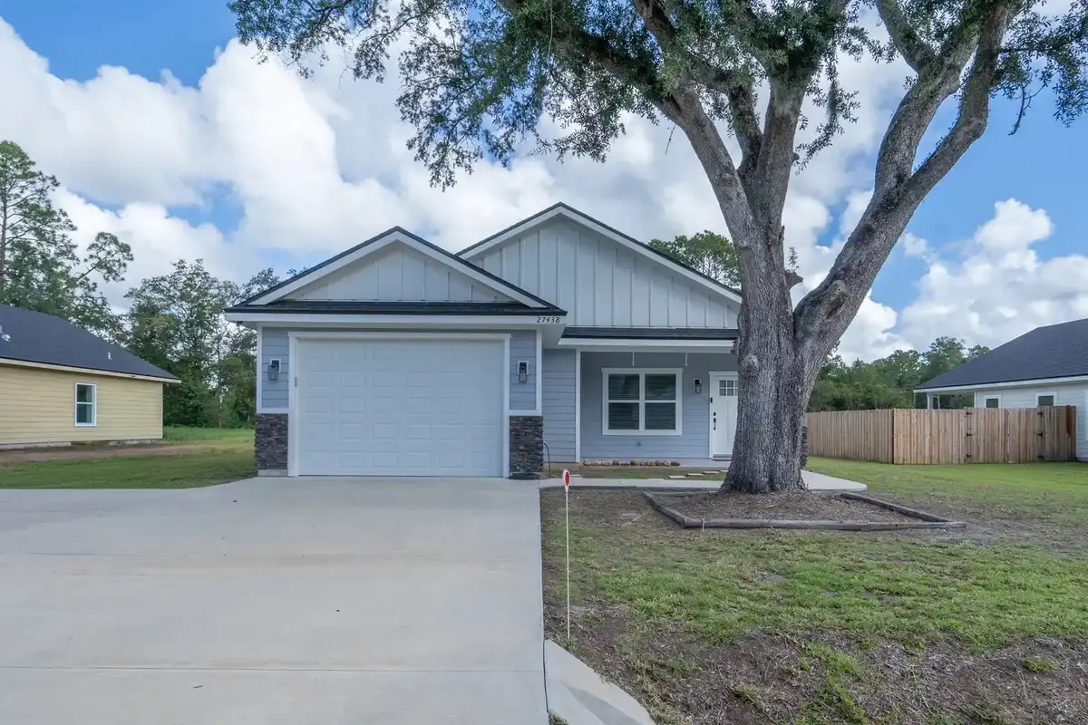 27438 W 4th Avenue, Hilliard, FL 32046 - #1