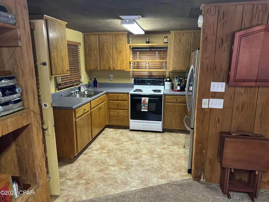 199 N Duck Avenue, Wewahitchka, FL 32465 - Image #3