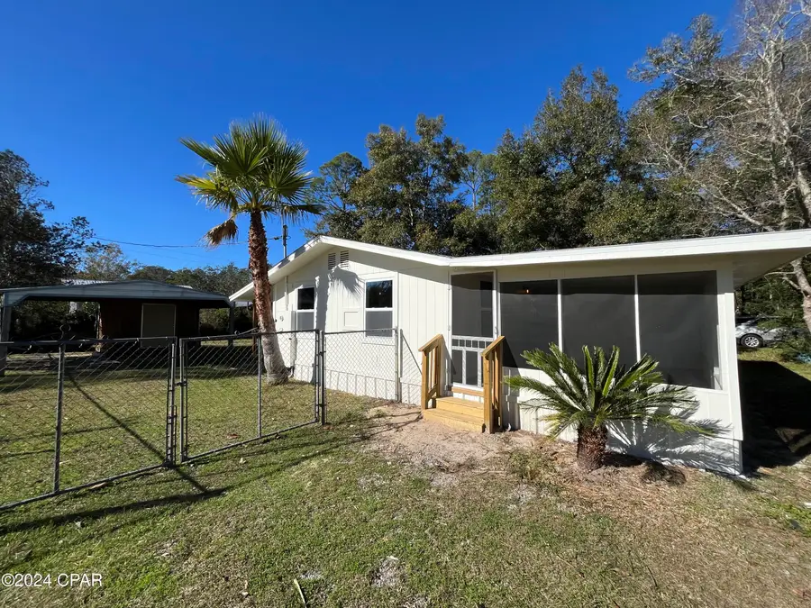 239 S Deer Avenue Avenue, Wewahitchka, FL 32465 - Image #2