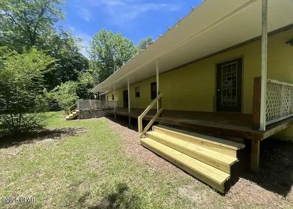 1179 South Boulevard, Chipley, FL 32428