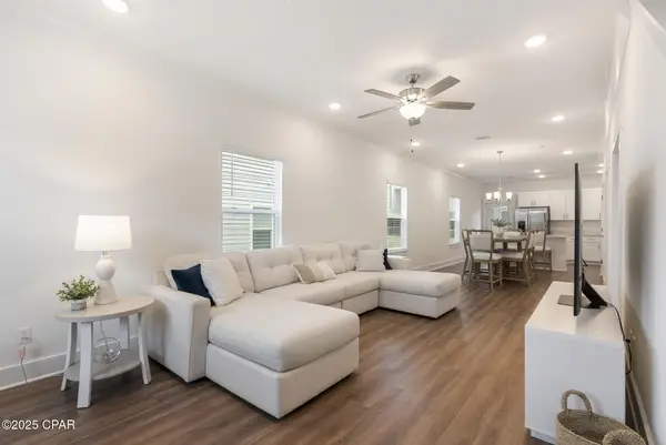 36 Date Palm Lane, Freeport, FL 32439