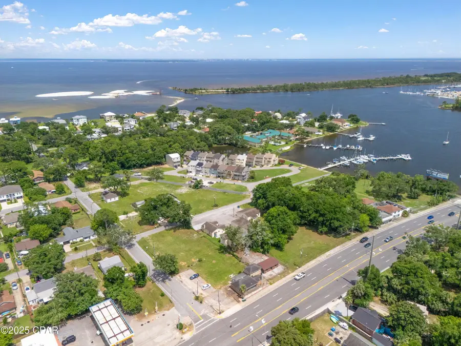 612 S 1st Street, Pensacola, FL 32507 - #2