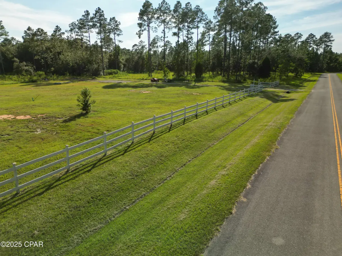 4477 Cypress Crossing Road, Vernon, FL 32462 - Image #1