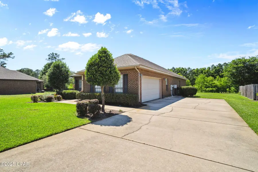 56 Camellia Lane, Freeport, FL 32439 - Image #3