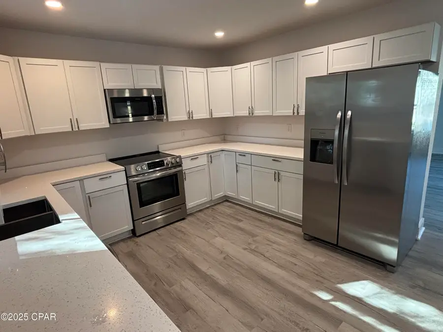 25 W Cooper Drive, Panama City, FL 32404 - Image #3