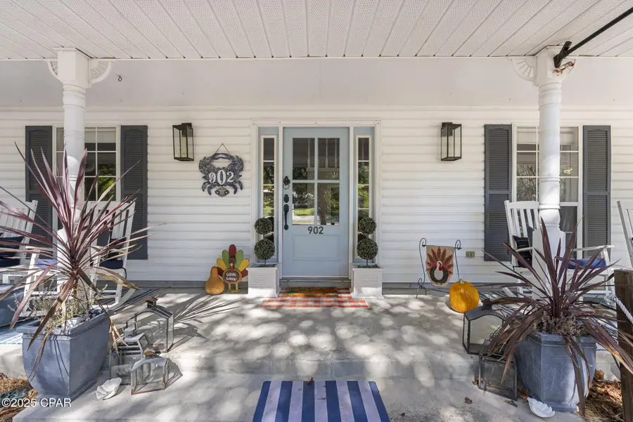 902 NW Avenue D, Carrabelle, FL 32322 - Image #3