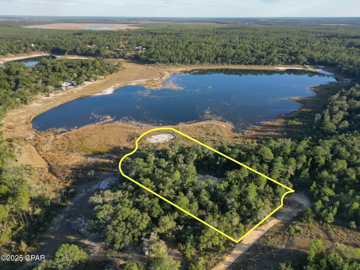 4660 Grassy Pond Road, Chipley, FL 32428 - Image #1