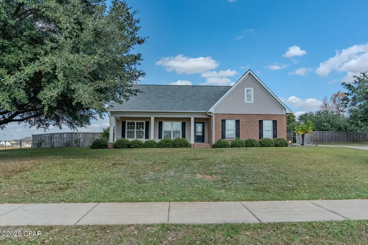 3620 Greenfield Drive, Marianna, FL 32446 - Image #1