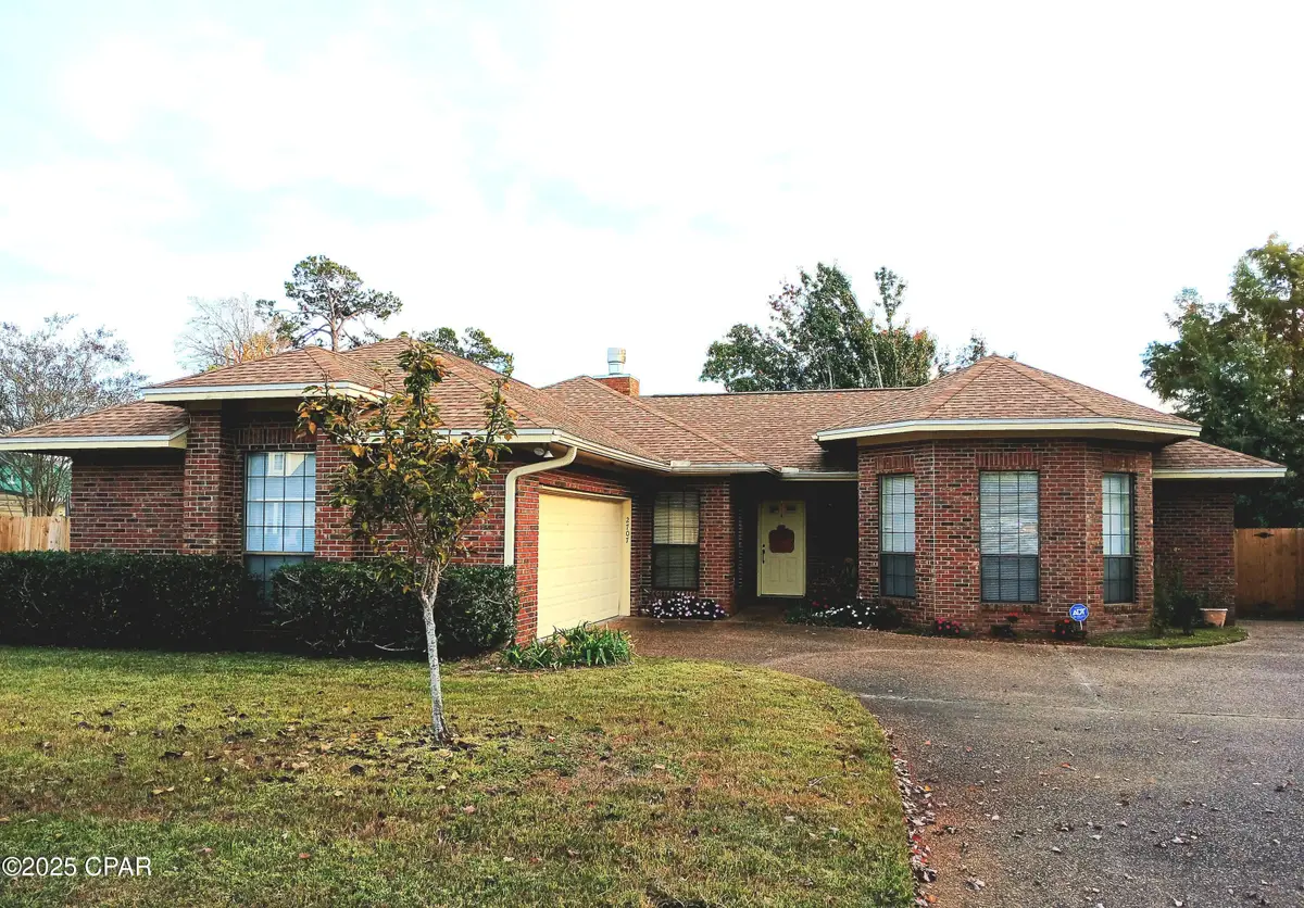 2707 Pembroke Drive, Panama City, FL 32405 - Image #1