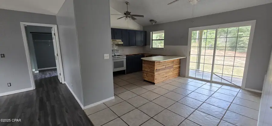 632 Carver Circle, Alford, FL 32420 - Image #2