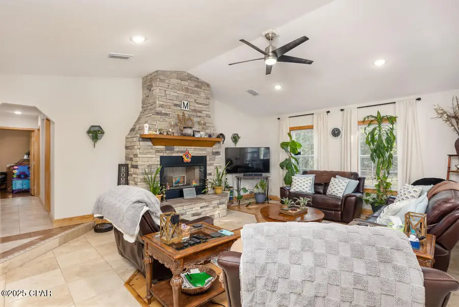 20110 Deep Springs Road, Fountain, FL 32438 - Image #2