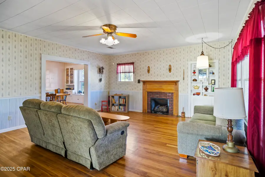 16090 SE Pear Street, Blountstown, FL 32424 - Image #2