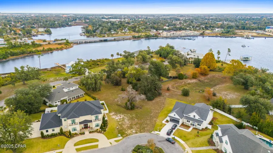 335 Watson Bayou Circle, Panama City, FL 32401 - Image #2