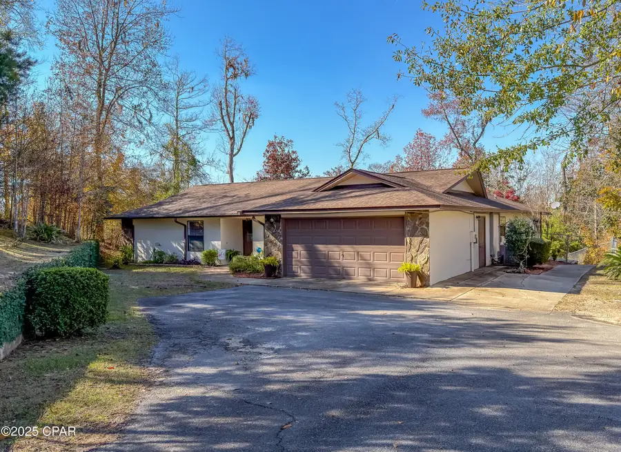 5091 Lake Bluff Circle, Marianna, FL 32446 - Image #3