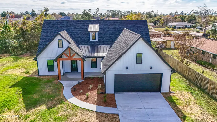 319 W 35th Court, Panama City, FL 32405 - Image #2