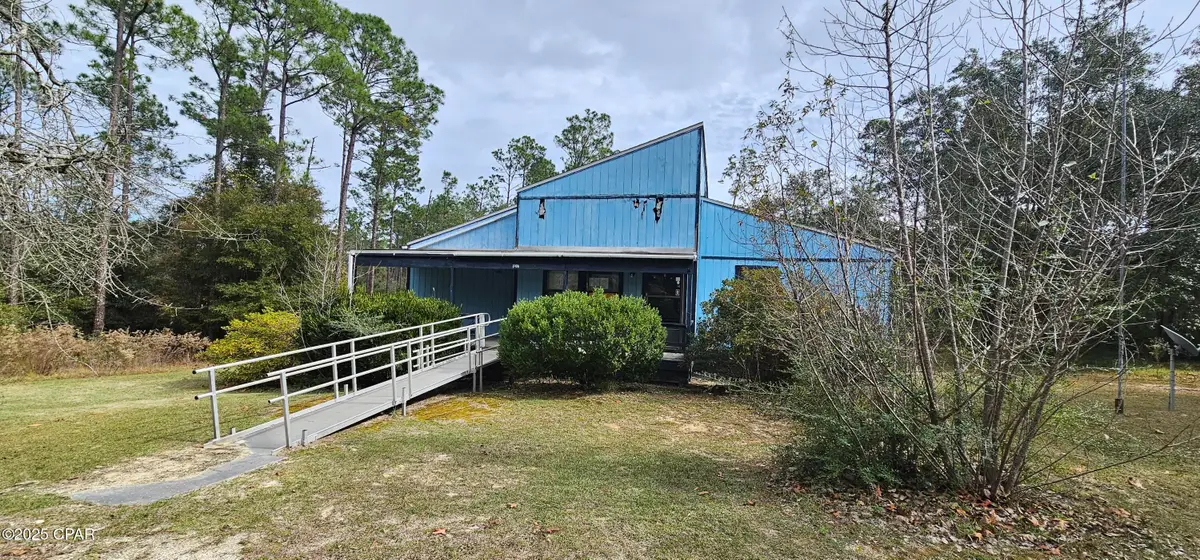 1127 Highlands Circle, Alford, FL 32420 - Image #1