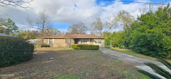 5114 Knapp Street, Greenwood, FL 32443