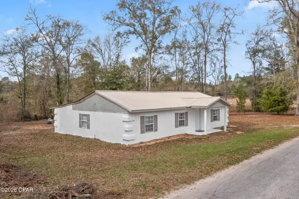 470 2nd Street, Chipley, FL 32428