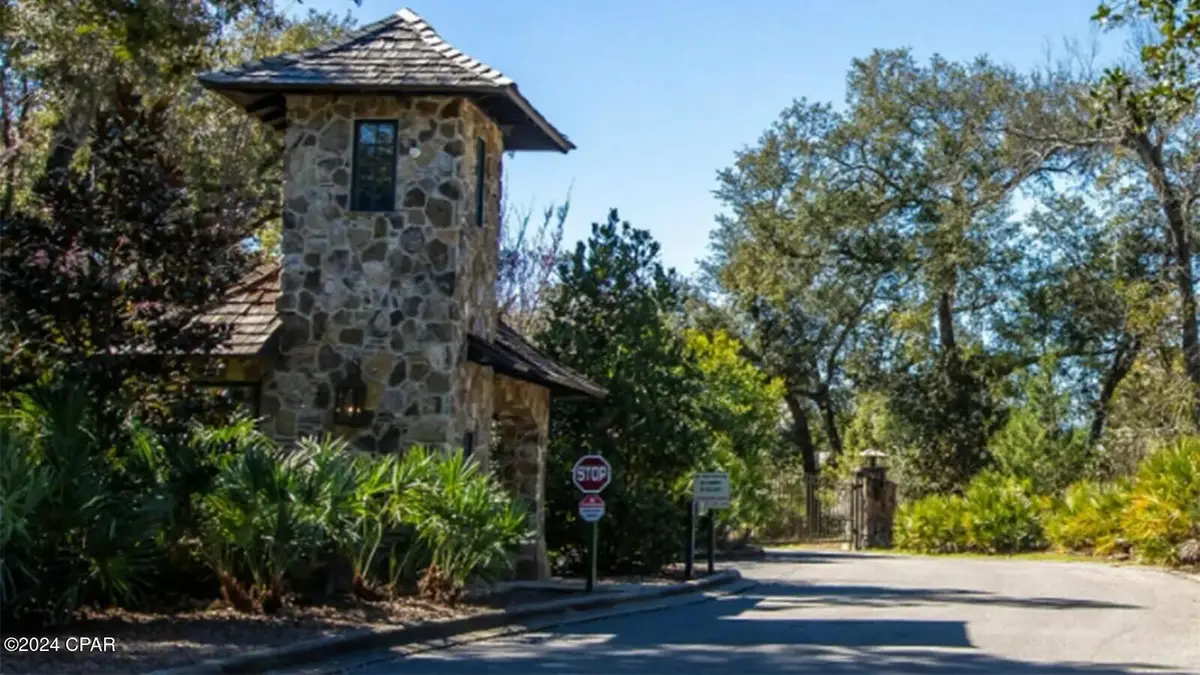 3918 Bungalow Lane, Panama City, FL 32408 - Image #1