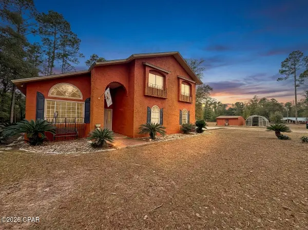 5837 Catalina Lane, Greenwood, FL 32443