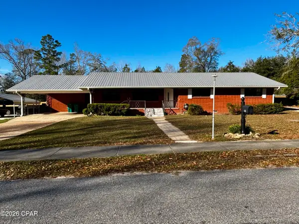 652 N 2nd Street, Chipley, FL 32428
