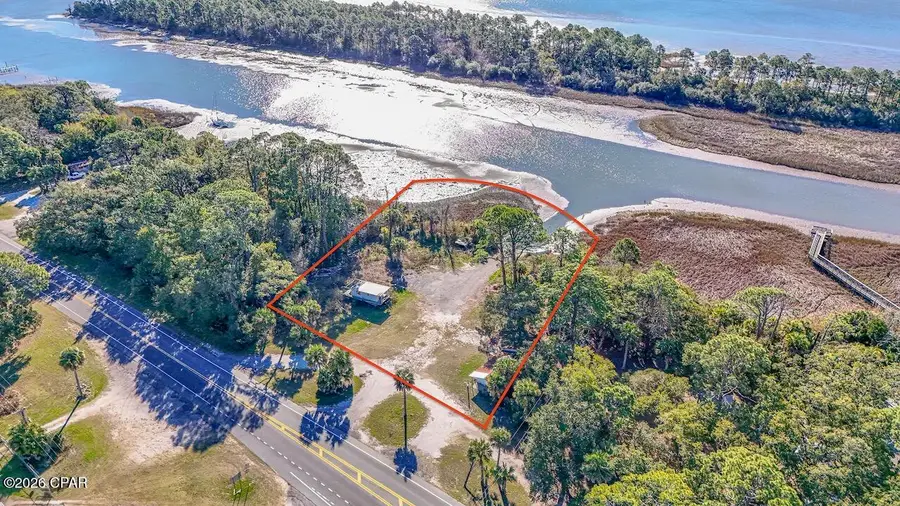 614 Us-98, Apalachicola, FL 32320 - Image #2