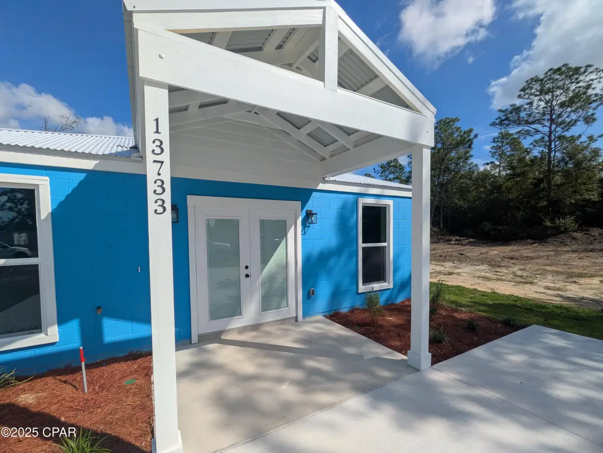 13733 Windsor Avenue, Youngstown, FL 32466 - #1