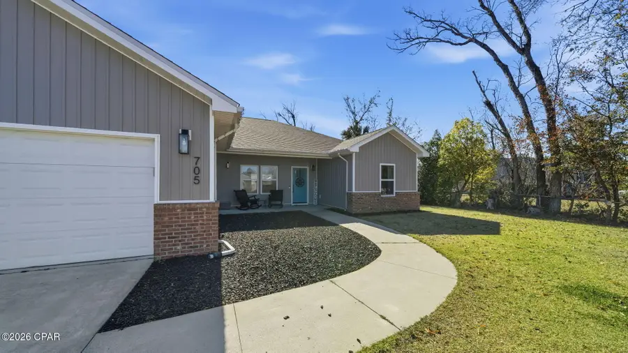 705 W 8th Street, Lynn Haven, FL 32444 - #3