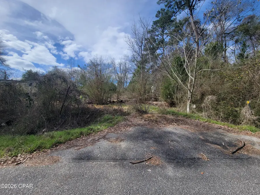 2905 Circle T Way, Marianna, FL 32448 - #2