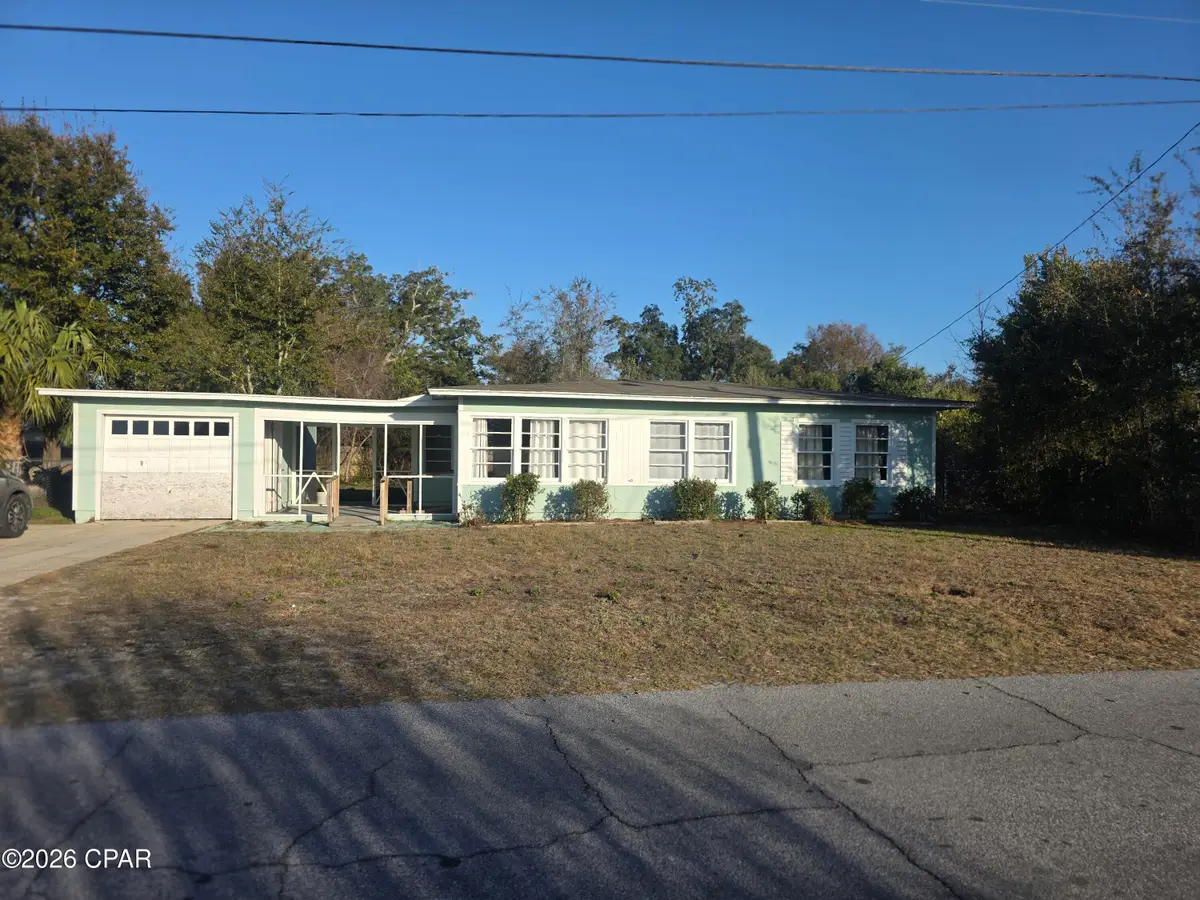 1010 E 2nd Place, Panama City, FL 32401 - #1