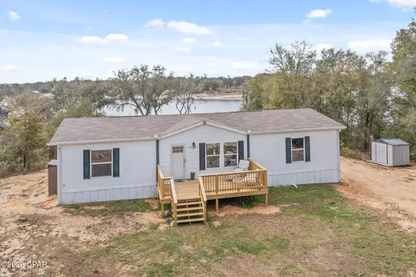 2934 Shoreline Drive, Chipley, FL 32428