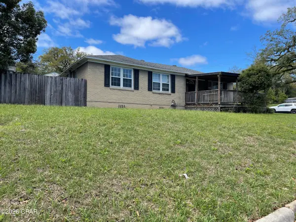 2977 N Caledonia Street, Marianna, FL 32446