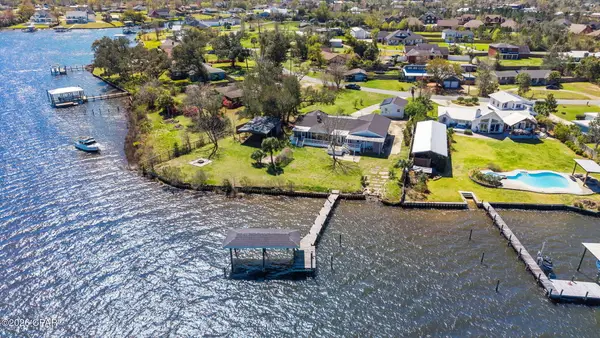 1135 N Bay Drive, Lynn Haven, FL 32444