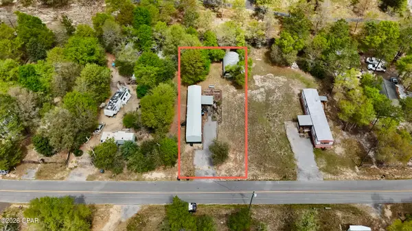 221 Leonardo Lane, Defuniak Springs, FL 32433