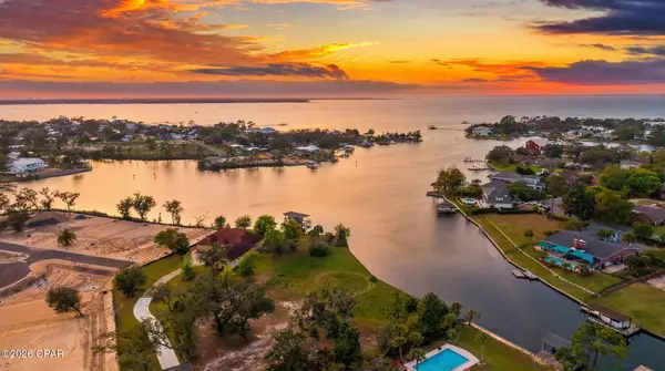 3034 W 27th Court, Panama City, FL 32405