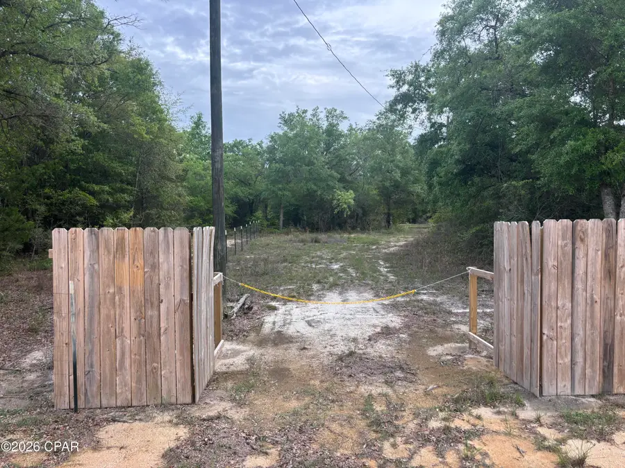 3561 Elm Road, Marianna, FL 32448 - #3