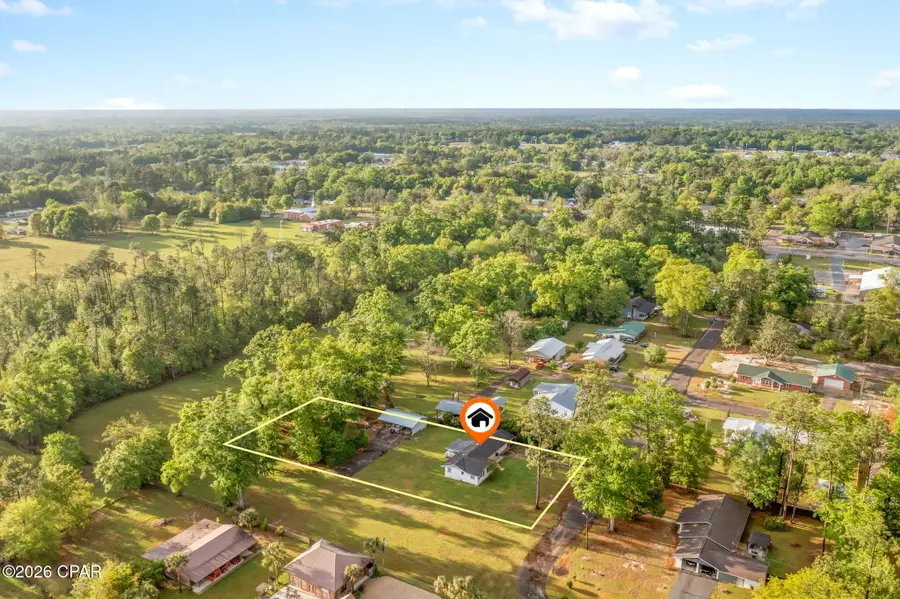 872 1st Street, Chipley, FL 32428 - #2