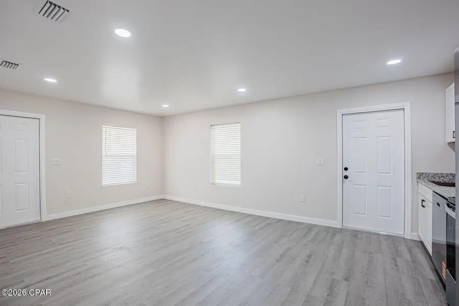 528 E 9th Street, Panama City, FL 32401 - #3