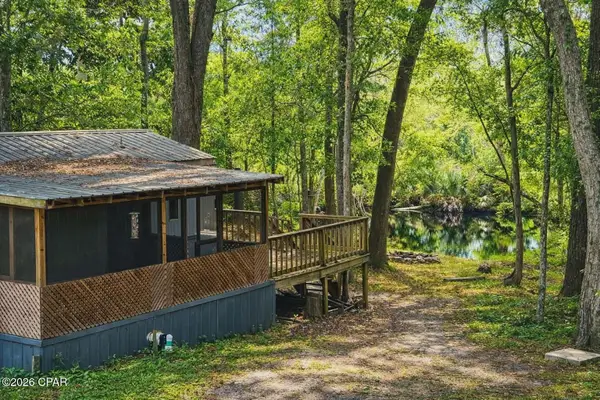 376 Stillwater Road, Freeport, FL 32439