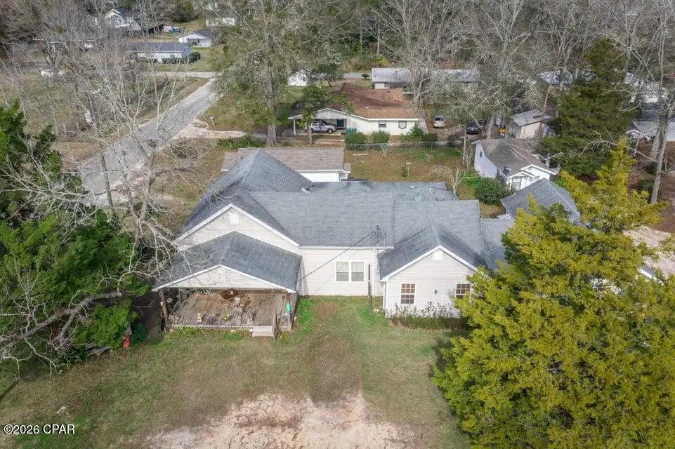 501 E Pennsylvania Avenue, Bonifay, FL 32425 - #1