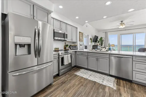 5004 Thomas Drive #304, Panama City, FL 32408