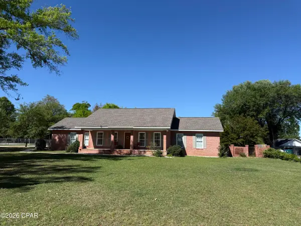 2679 Choctaw Trail, Marianna, FL 32446