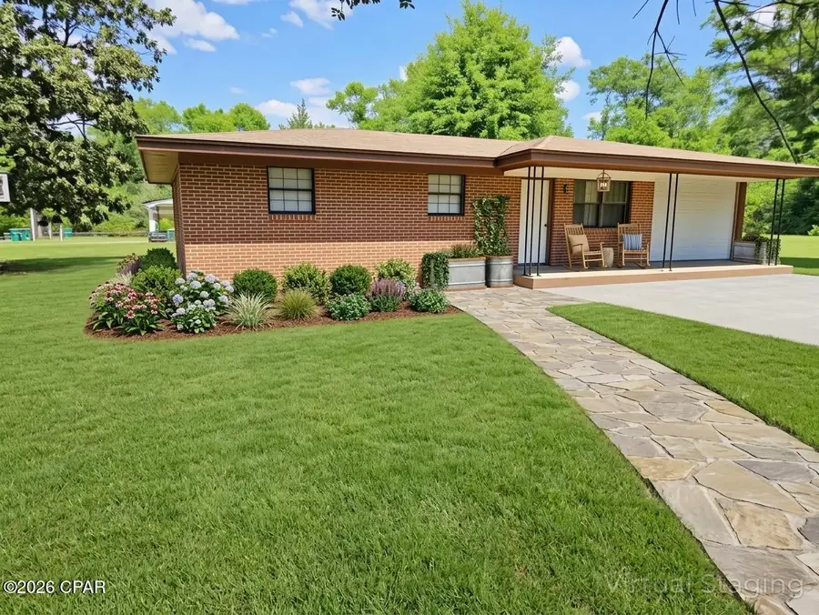 1304 Kay Avenue, Chipley, FL 32428 - #2