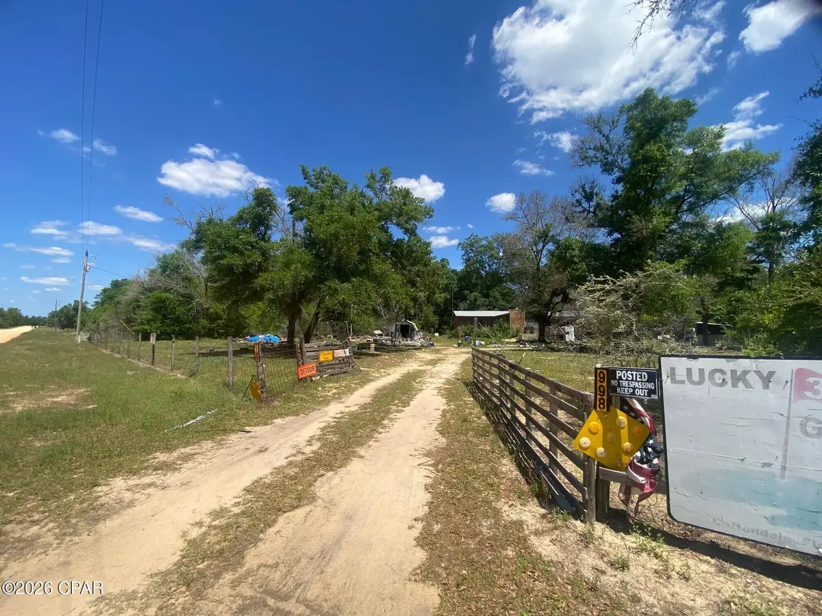 998 Sadorus Avenue, Alford, FL 32420 - #1